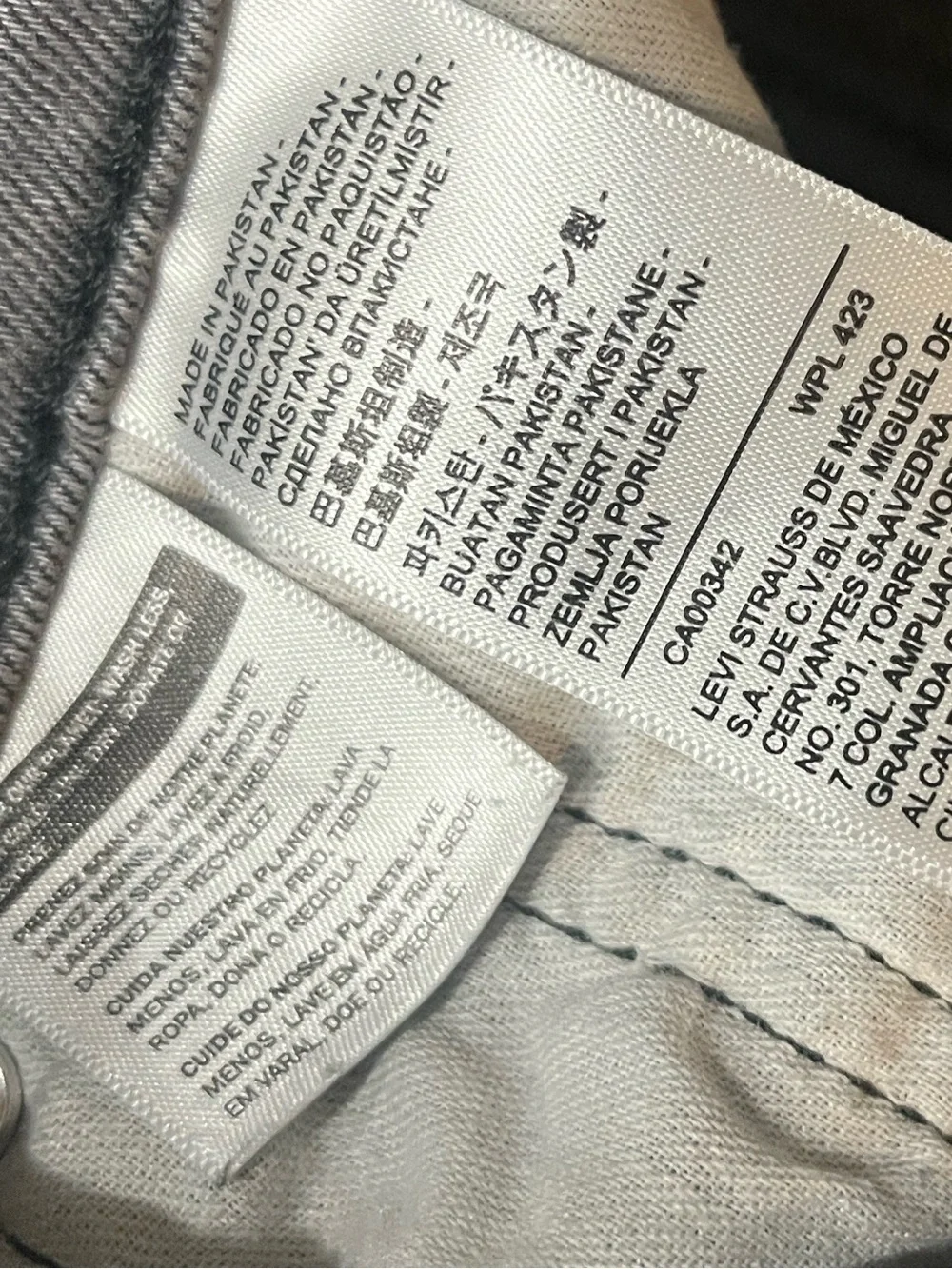 Levis levi men